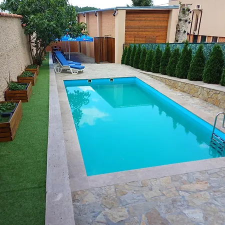 Marina Agreena 酒店 Grocka