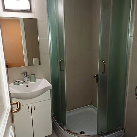 Marina Agreena 酒店 Grocka